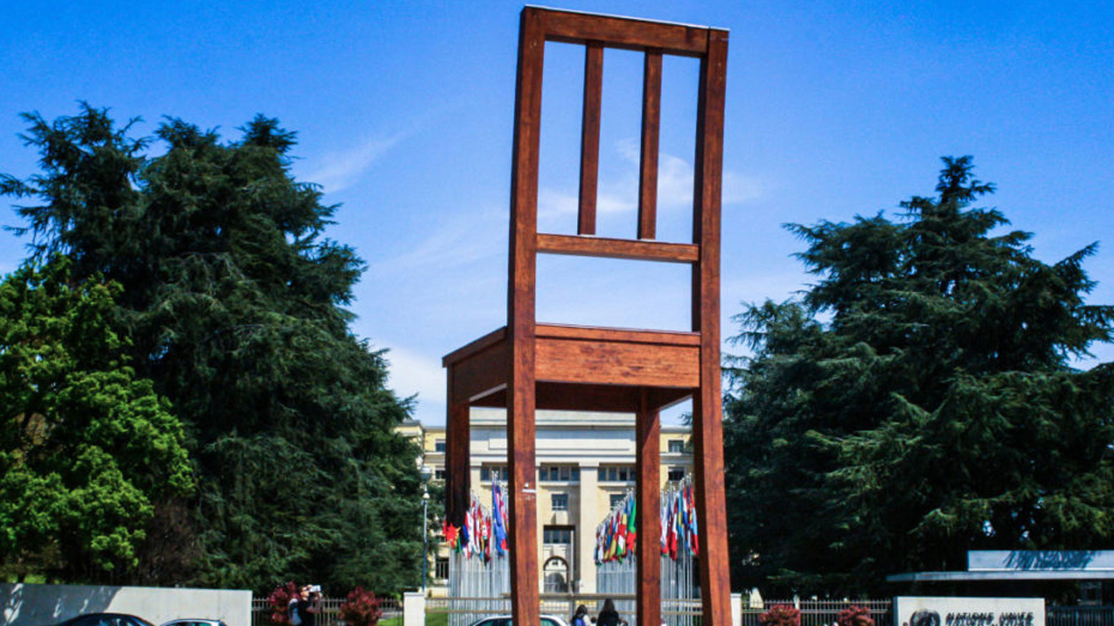 The broken chair of the UN Geneva